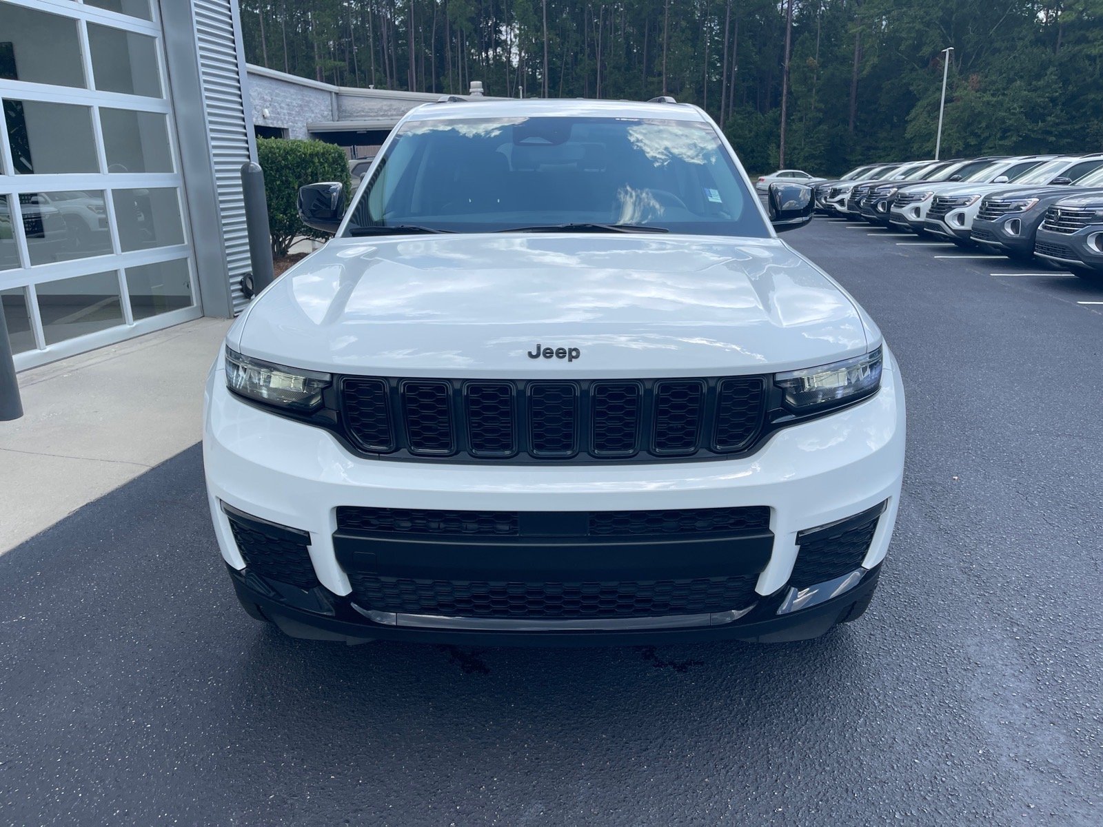 jeep grand cherokee l 2023 1C4RJKBG7P8754258 image jeep grand cherokee l 2023 1C4RJKBG7P8754258 image